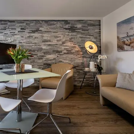 Abendmond Comfortable *